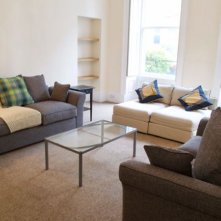 3 Bedroom Apartment Accommodates 8 Edinburgh Ngoại thất bức ảnh