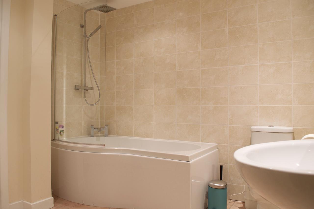 3 Bedroom Apartment Accommodates 8 Edinburgh Ngoại thất bức ảnh