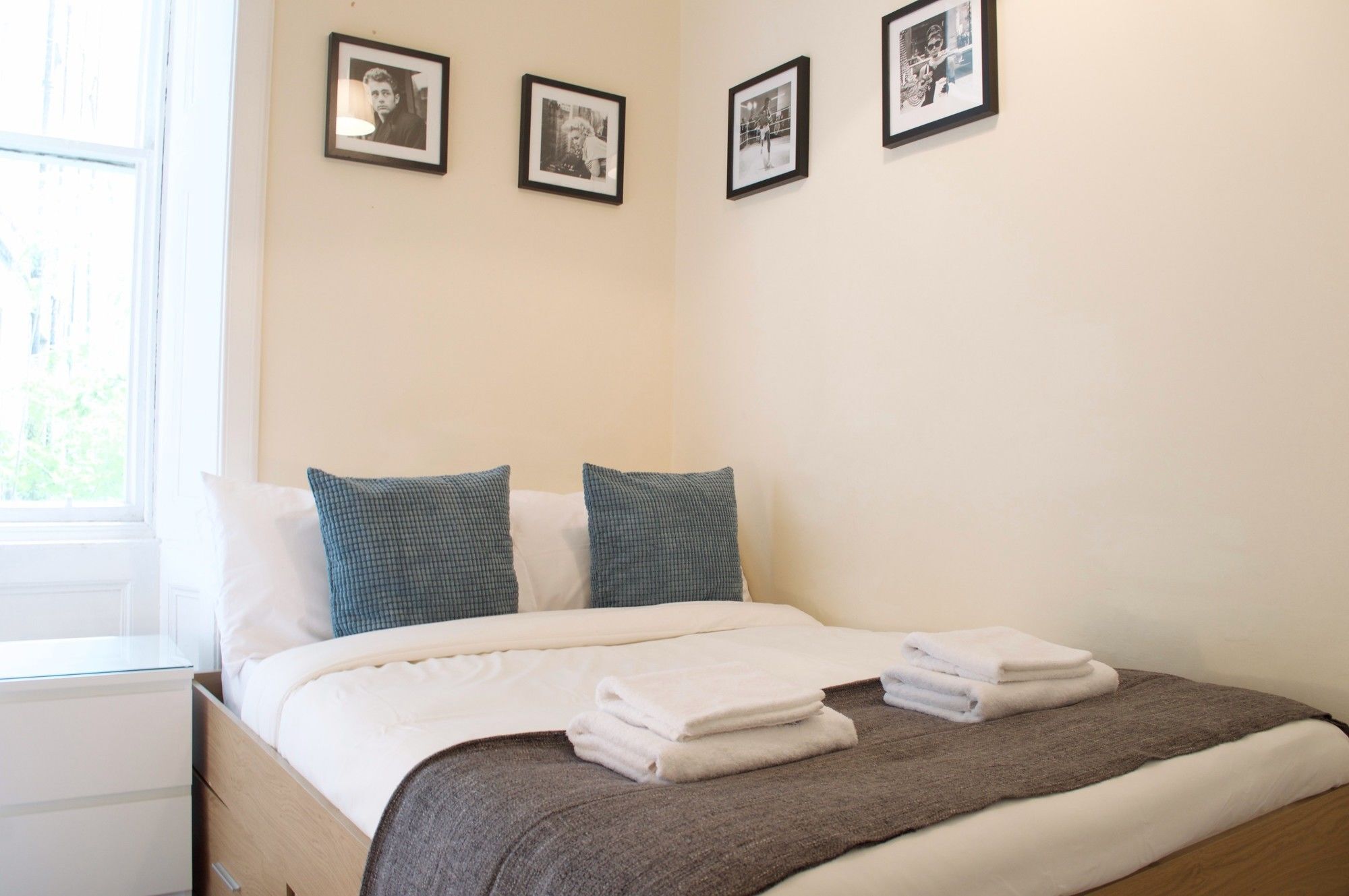 3 Bedroom Apartment Accommodates 8 Edinburgh Ngoại thất bức ảnh