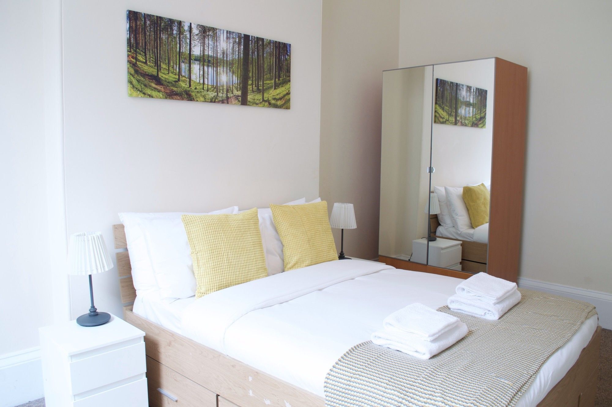 3 Bedroom Apartment Accommodates 8 Edinburgh Ngoại thất bức ảnh